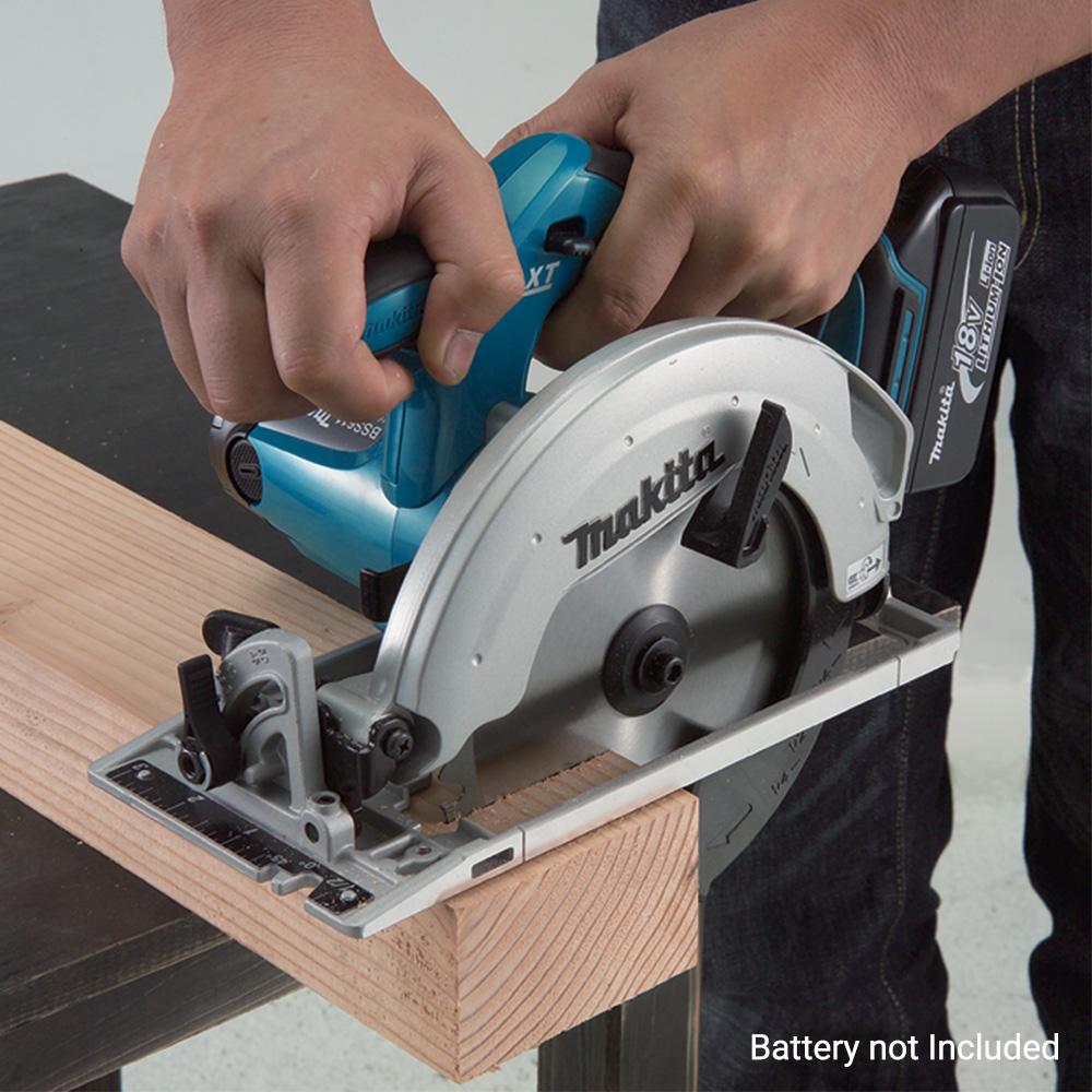 Makita DSS611Z 18V LXT Li Ion Cordless 165mm 6 1 2 Circular Saw Skin Only