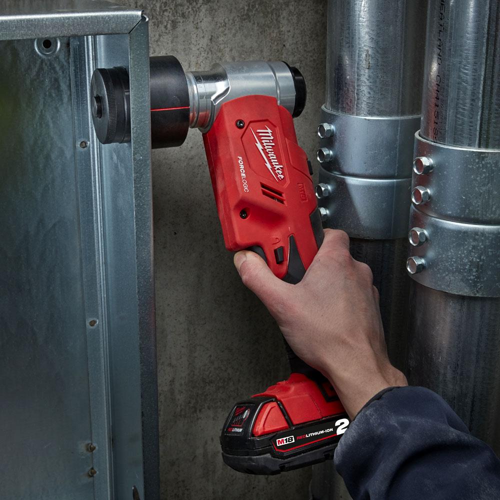 Milwaukee M18HKP 201C 18V 2.0Ah Li ion Cordless Force Logic Knockout Tool Combo Kit