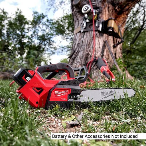 Milwaukee M18FTCHS14802 18V 8.0Ah Li ion Cordless Fuel 356mm 14 Top Handle Chainsaw Combo Kit