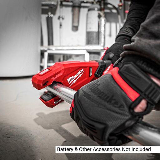 Milwaukee M12PCSS0 12V Li ion Cordless Stainless Steel Pipe Cutter Skin Only