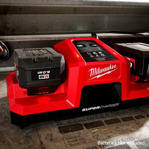 Milwaukee M18DBSC 18V Li ion Dual Bay Super Battery Charger