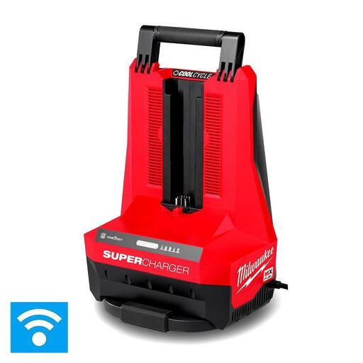 Milwaukee fuel battery charger outlet