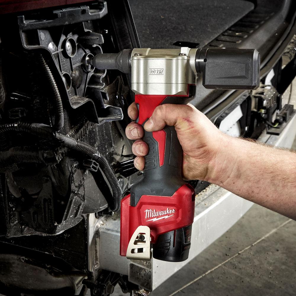 Milwaukee M12BPRT 0 12V Li ion Cordless Pop Rivet Tool Skin Only