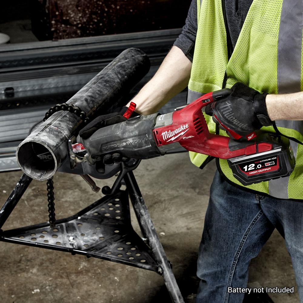 Milwaukee sawzall m18 fuel outlet