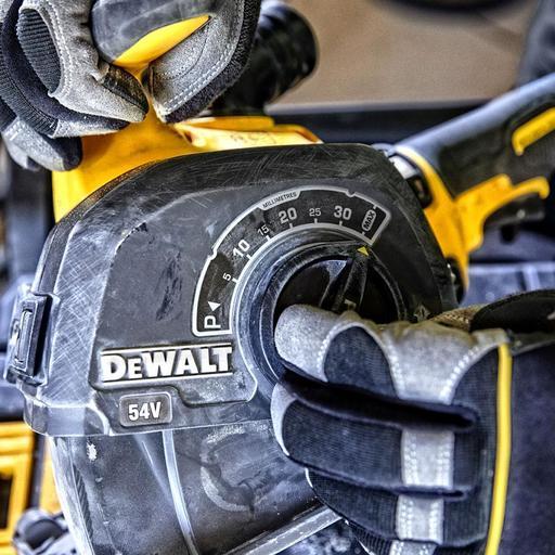 DeWalt DCG200NT XJ 54V FlexVolt XR Li Ion Cordless Brushless 125mm 5 Wall Chaser Skin Only