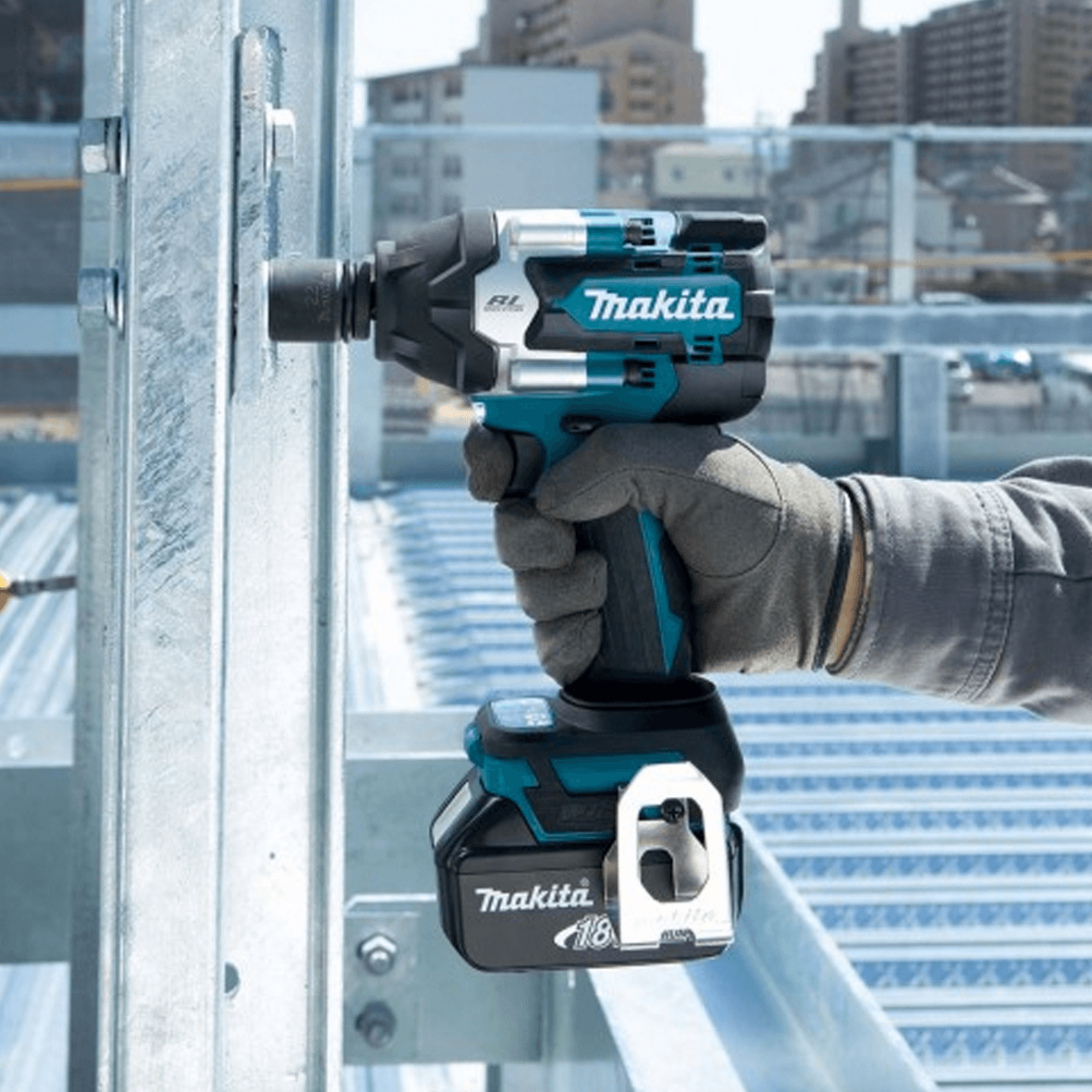 Makita DTW700Z 18V Li ion Cordless Brushless 1 2 Mid Torque Impact Wrench Skin Only