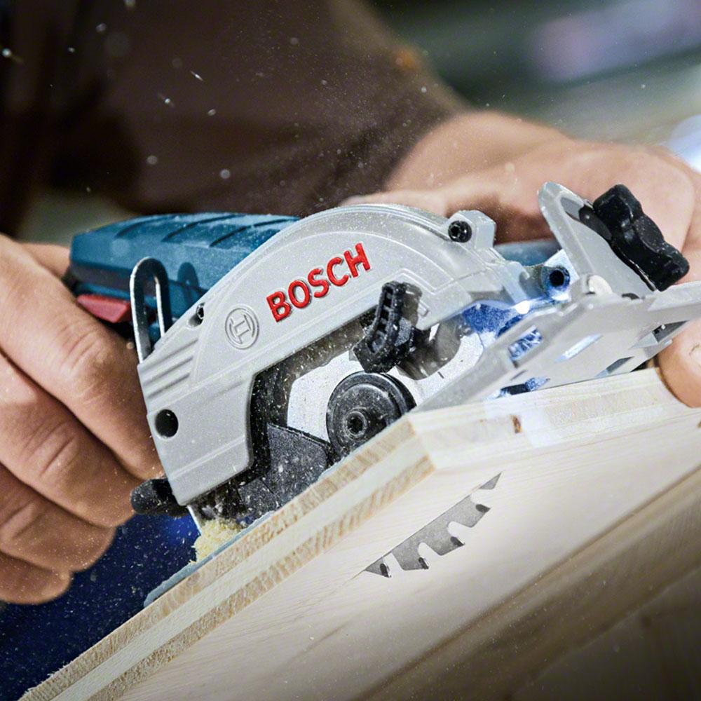 Bosch GKS 12V 26 0.601.6A1.001 12V Li ion Cordless 85mm 3 1 3 Circular Saw Skin Only